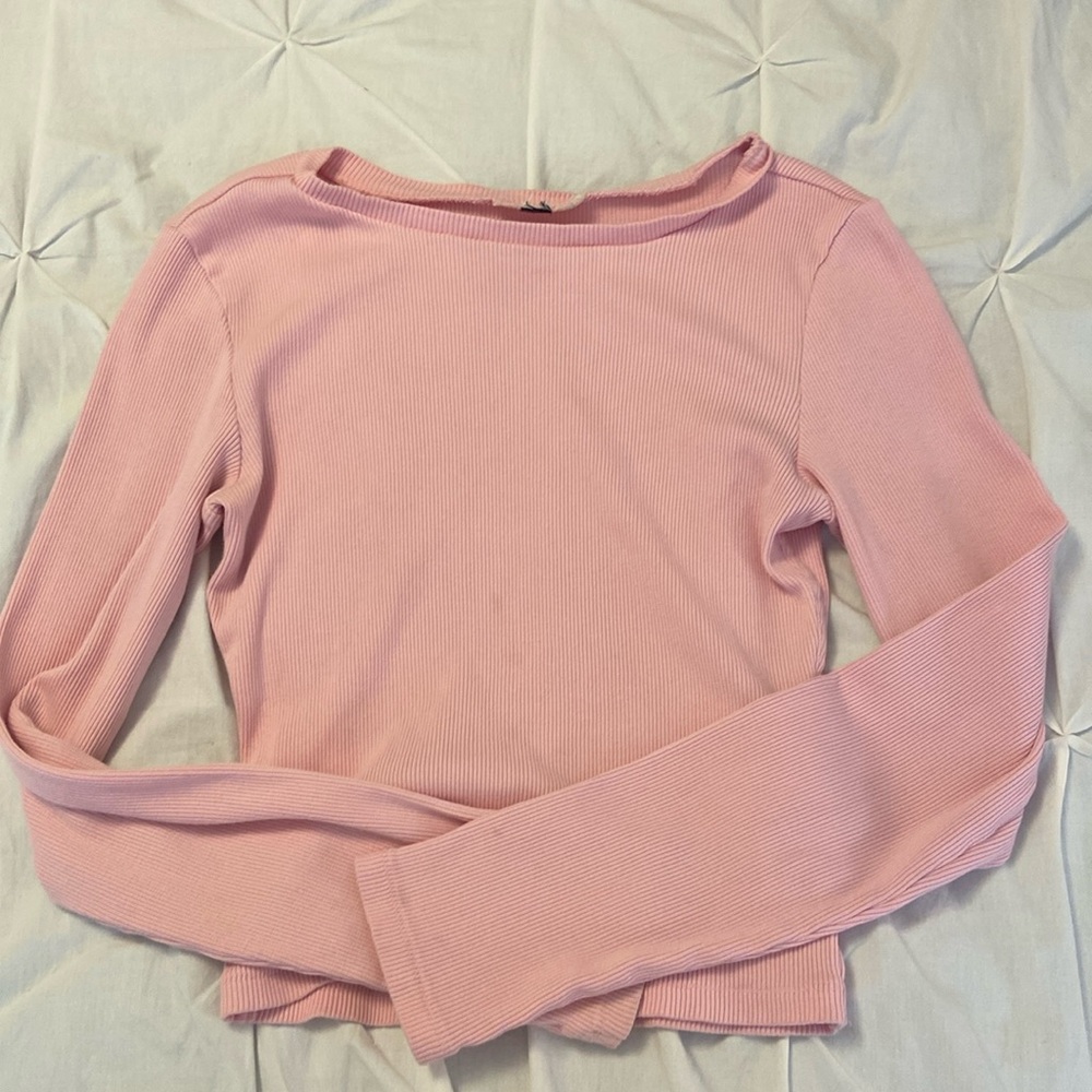 pink long sleeve shirt